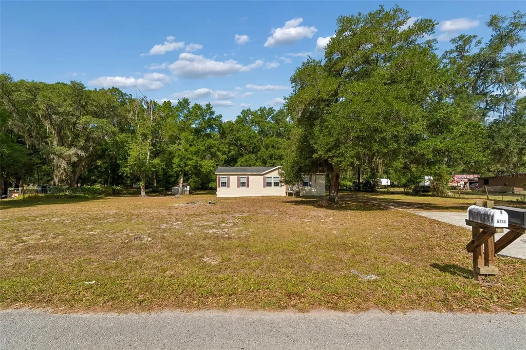 6735 Ravenwood Street Wesley Chapel FL 33544