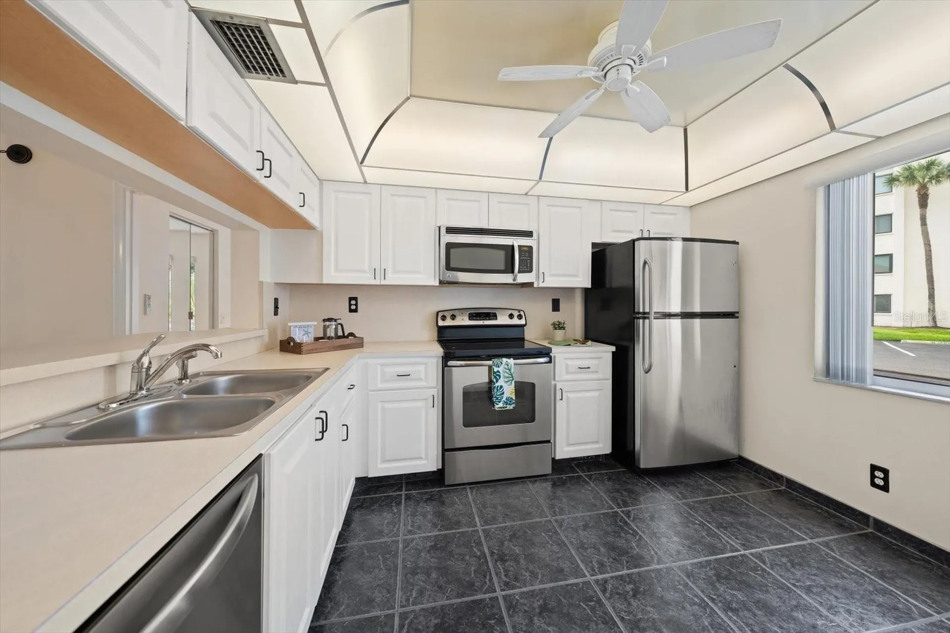 5532 Puerta Del Sol Boulevard S St Petersburg FL 33715