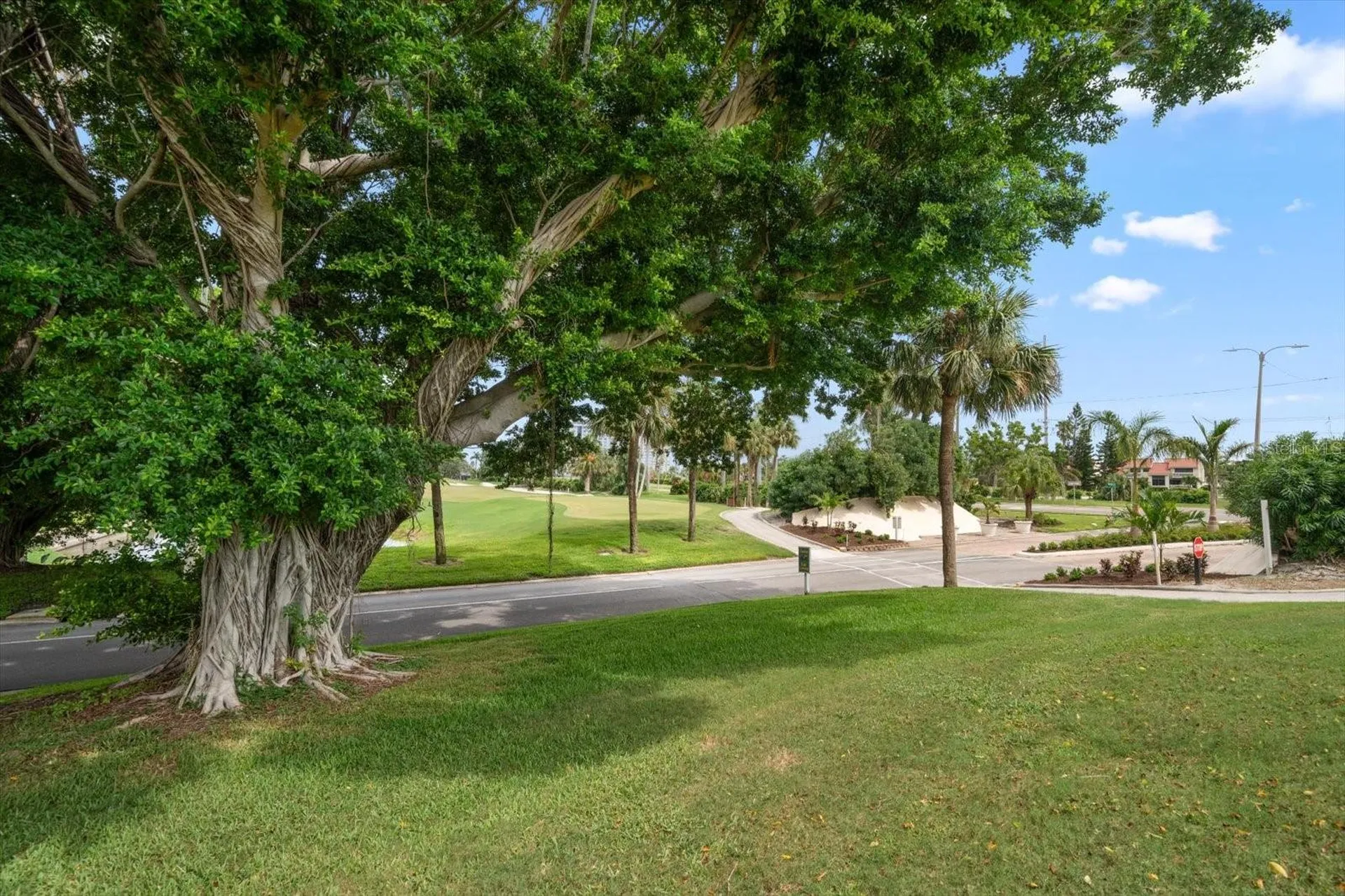 5532 Puerta Del Sol Boulevard S St Petersburg FL 33715