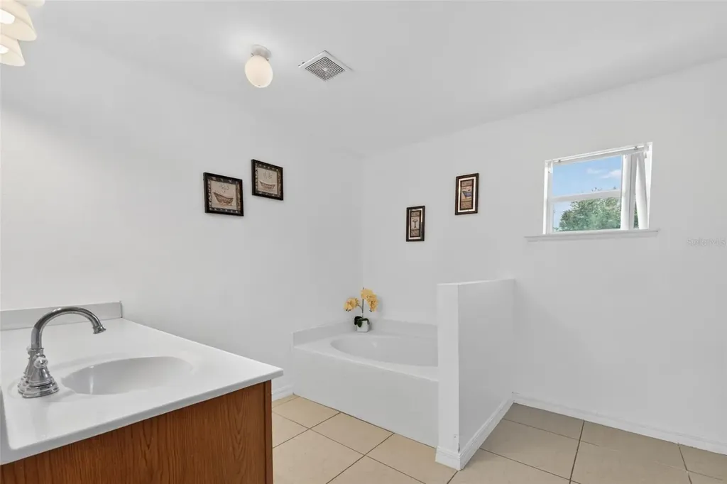 541 Adriel Avenue Winter Haven FL 33880