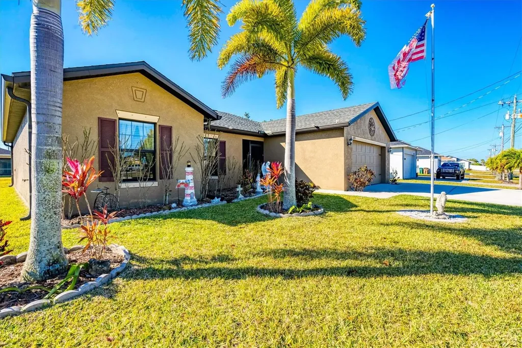 1826 SW Trafalgar Parkway Cape Coral FL 33991