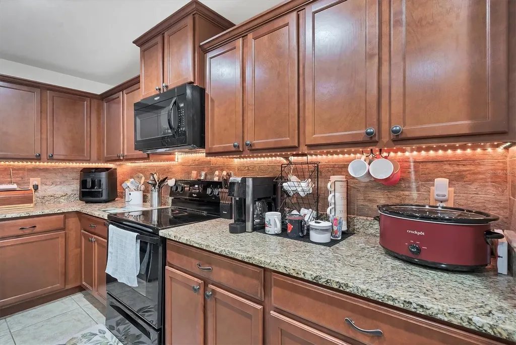 1826 SW Trafalgar Parkway Cape Coral FL 33991