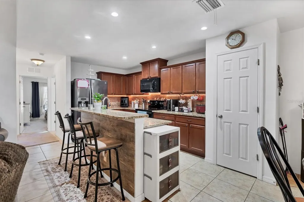 1826 SW Trafalgar Parkway Cape Coral FL 33991