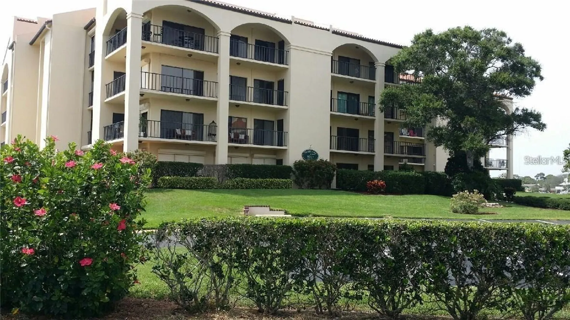 328 Mariner Drive Tarpon Springs FL 34689