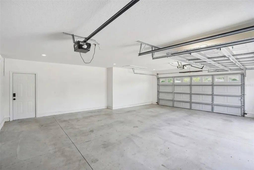7279 Blackbird Avenue Weeki Wachee FL 34613