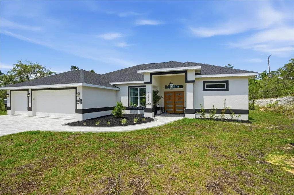 7279 Blackbird Avenue Weeki Wachee FL 34613