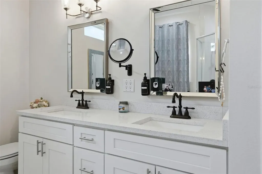 7279 Blackbird Avenue Weeki Wachee FL 34613