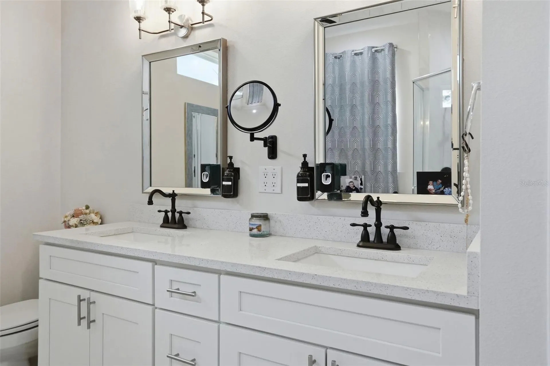 7279 Blackbird Avenue Weeki Wachee FL 34613
