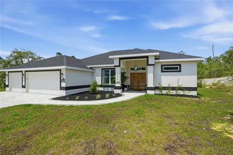 7279 Blackbird Avenue Weeki Wachee FL 34613