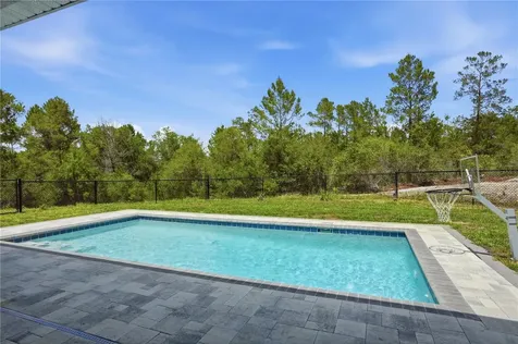 7279 Blackbird Avenue Weeki Wachee FL 34613