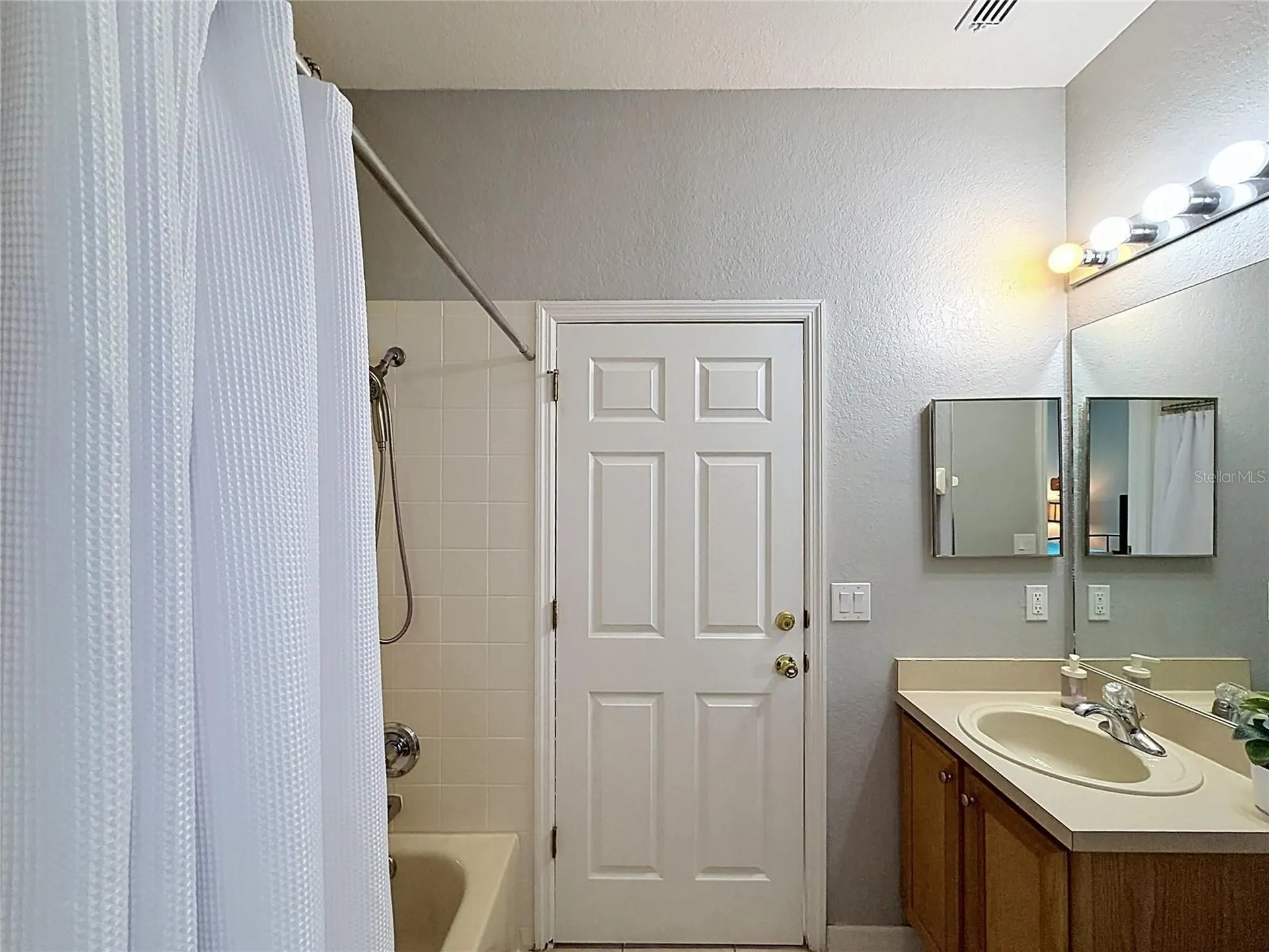 244 Capri Drive Davenport FL 33897
