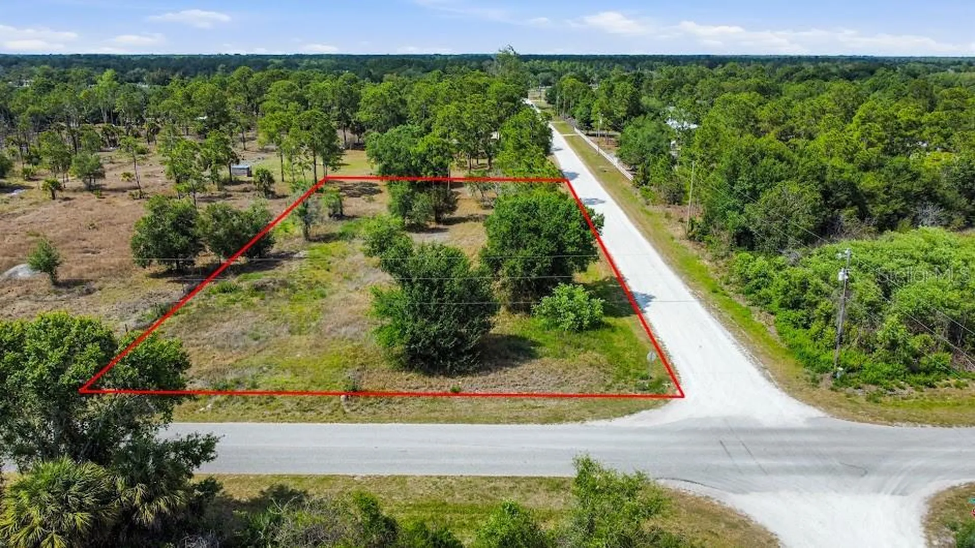 593 Hunting Club Avenue Clewiston FL 33440