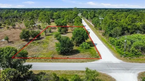 593 Hunting Club Avenue Clewiston FL 33440