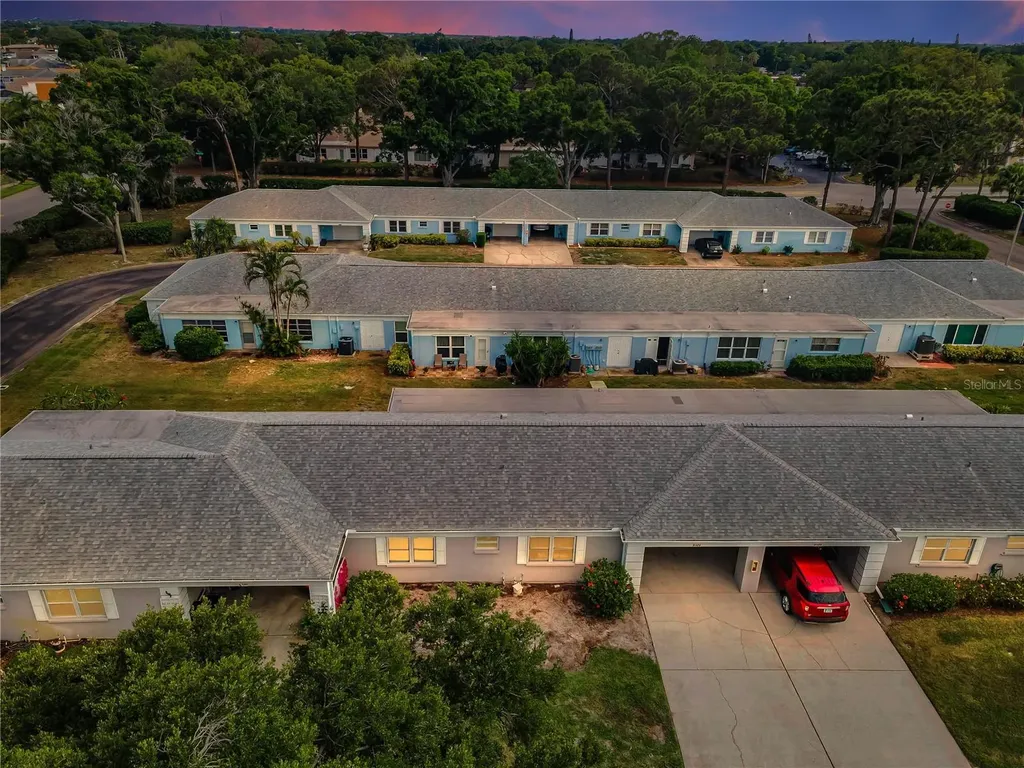 8082 Annwood Road Seminole FL 33777