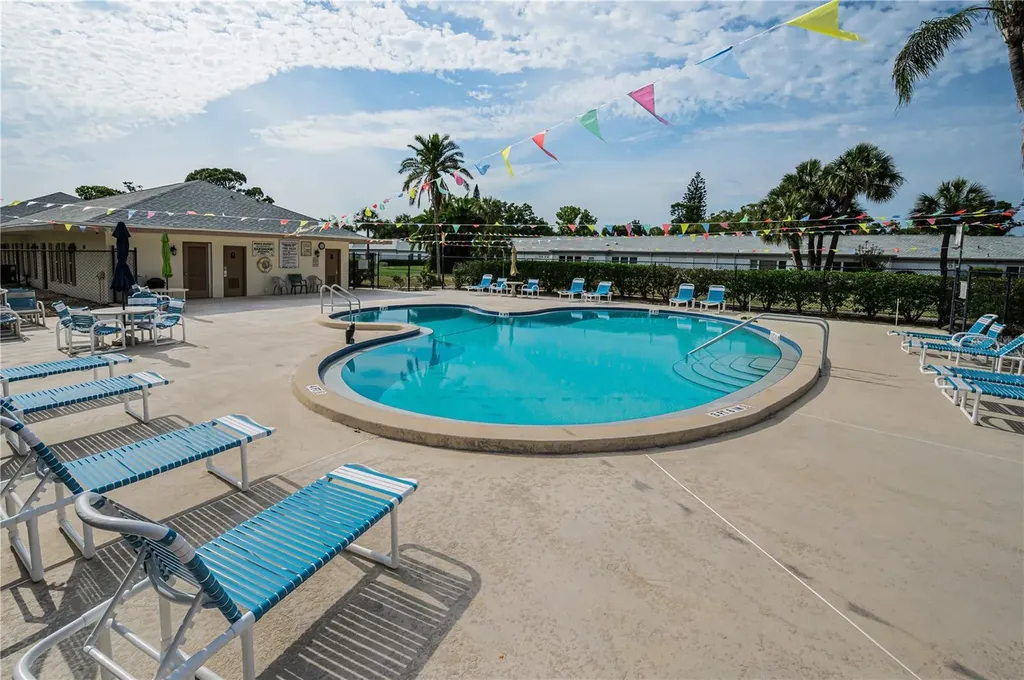 8082 Annwood Road Seminole FL 33777