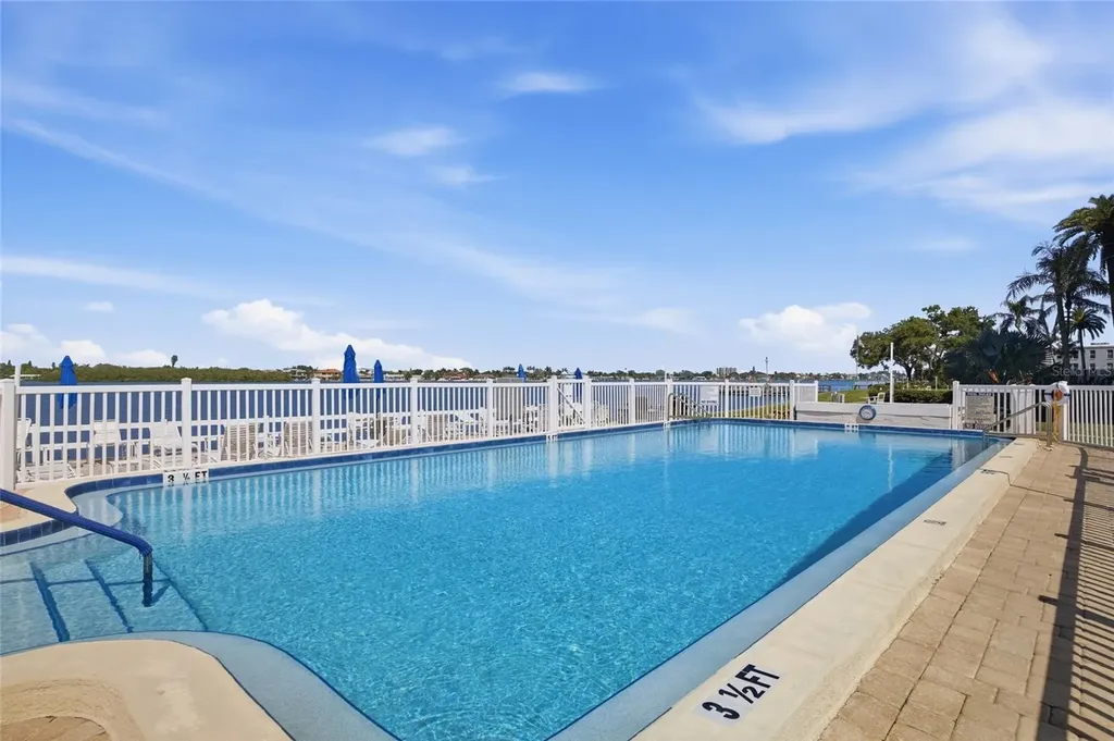 1819 Shore Drive S South Pasadena FL 33707