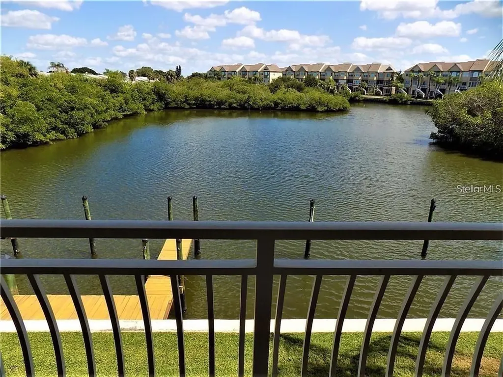 8804 Bay Pointe Drive Tampa FL 33615