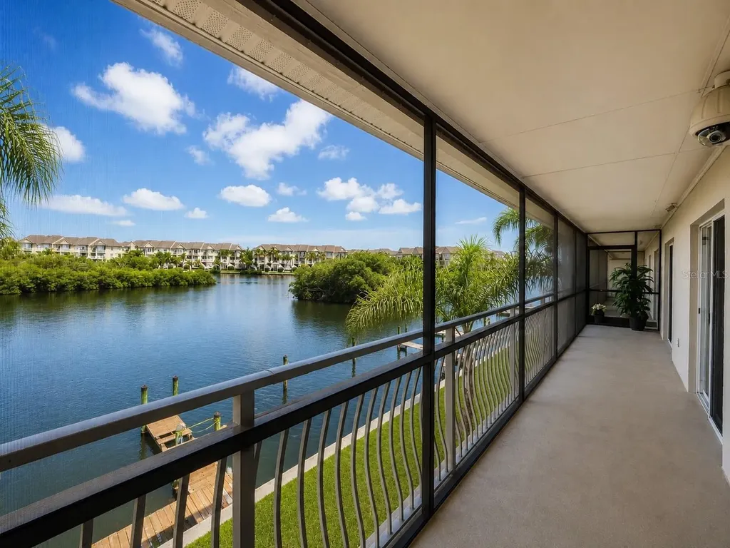 8804 Bay Pointe Drive Tampa FL 33615