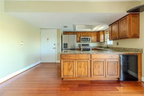 8804 Bay Pointe Drive Tampa FL 33615