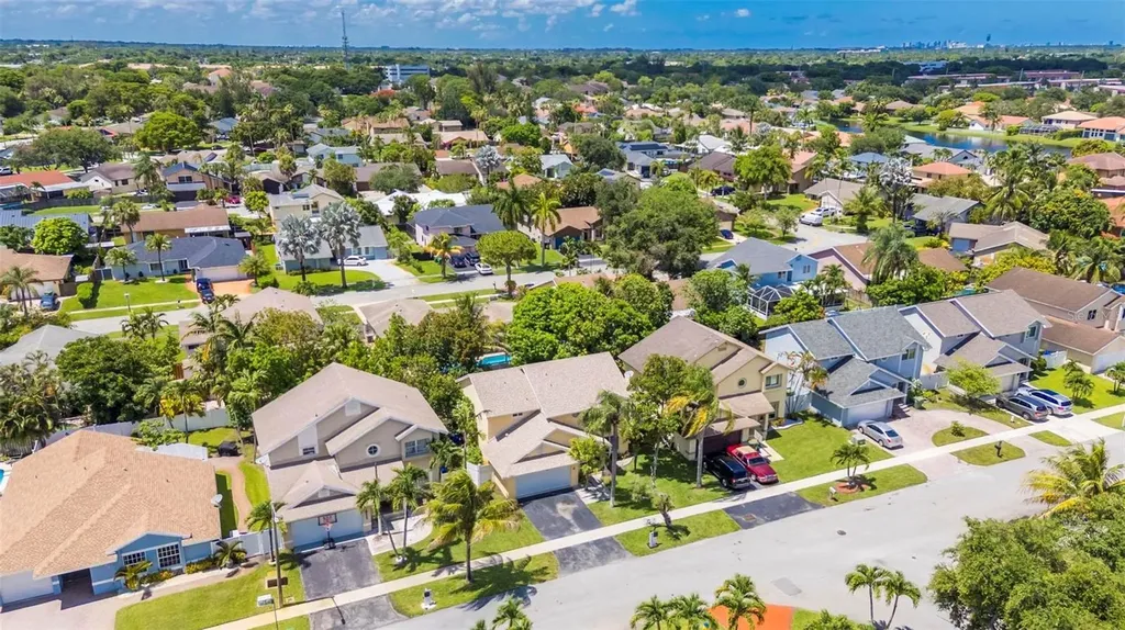 9601 SW 9th Court Pembroke Pines FL 33025