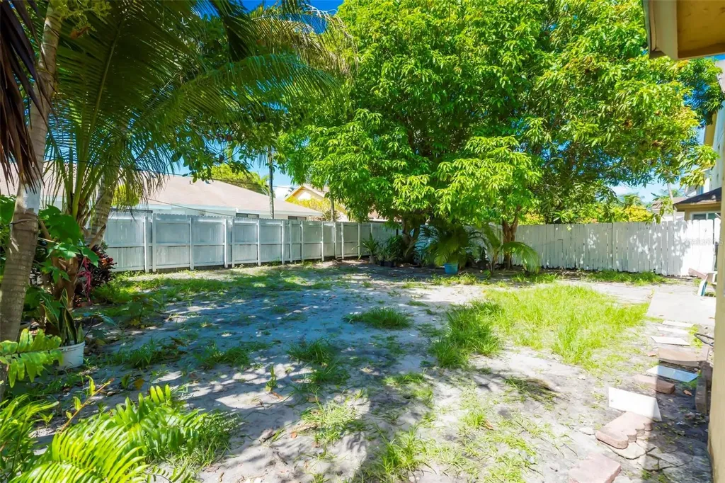 9601 SW 9th Court Pembroke Pines FL 33025