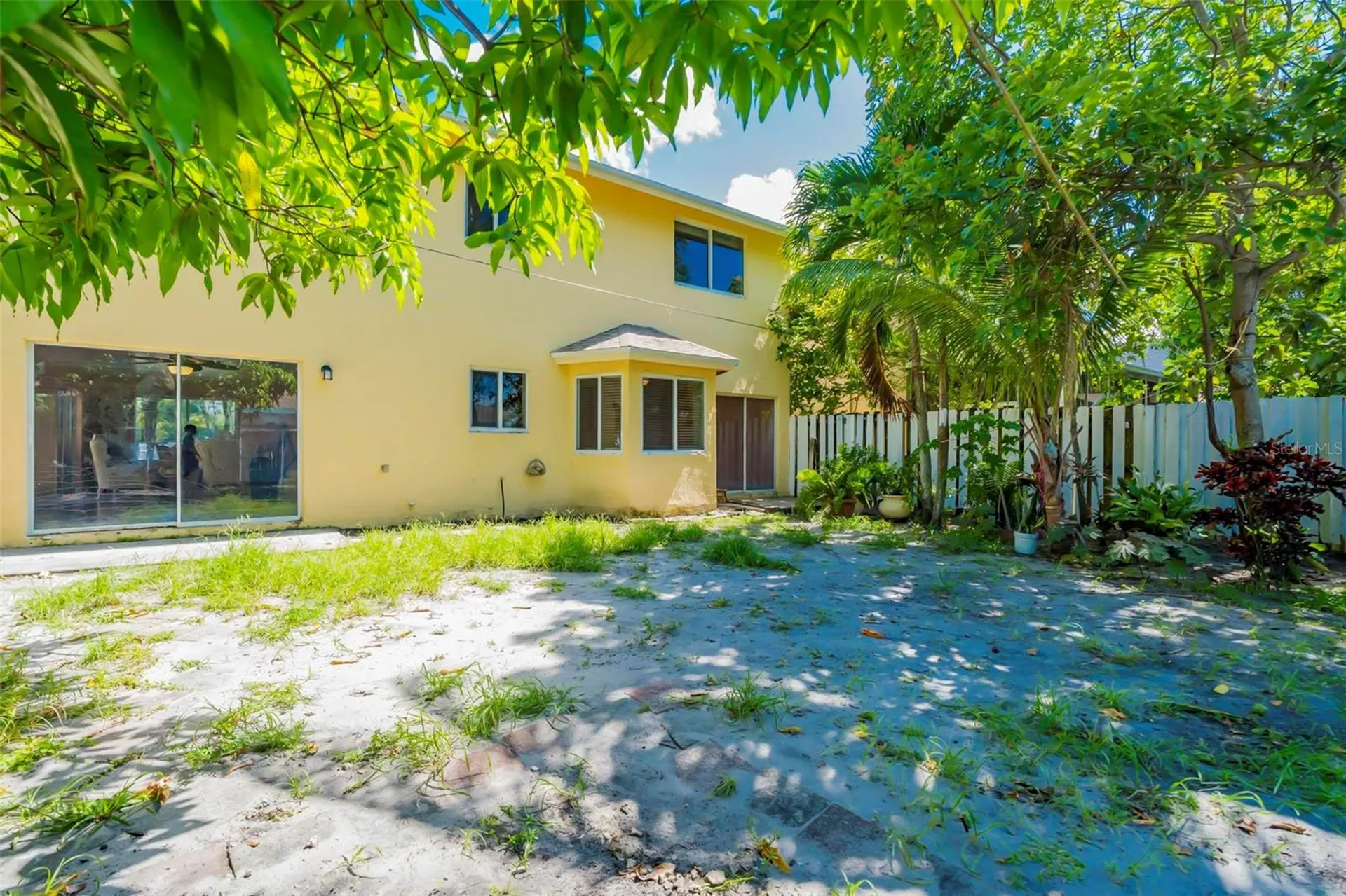 9601 SW 9th Court Pembroke Pines FL 33025
