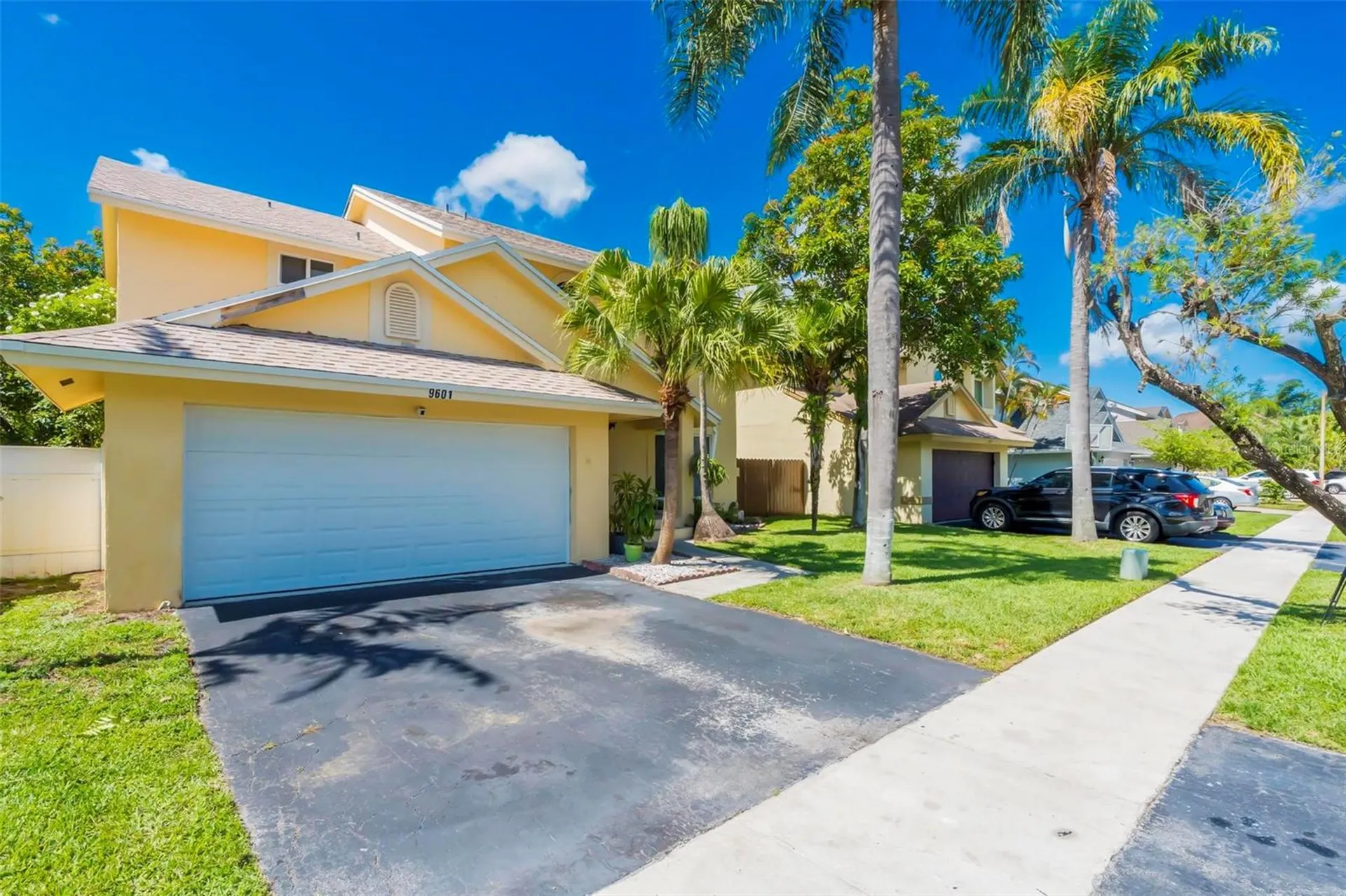 9601 SW 9th Court Pembroke Pines FL 33025