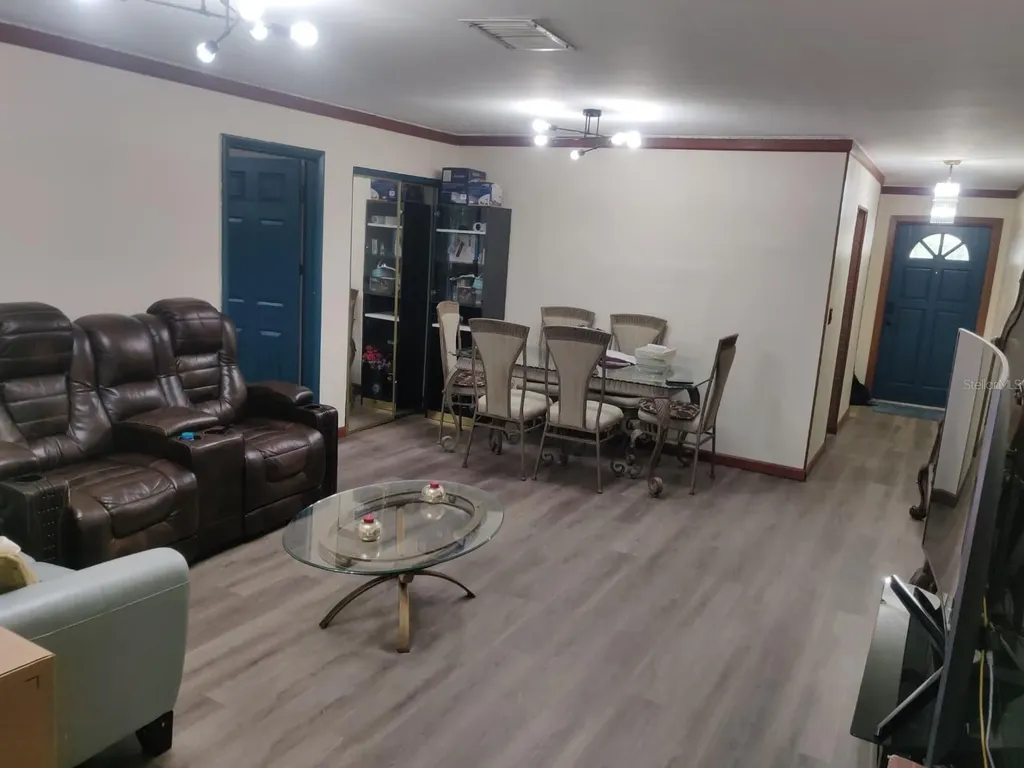 21348 NW 40th Circle Court Miami Gardens FL 33055
