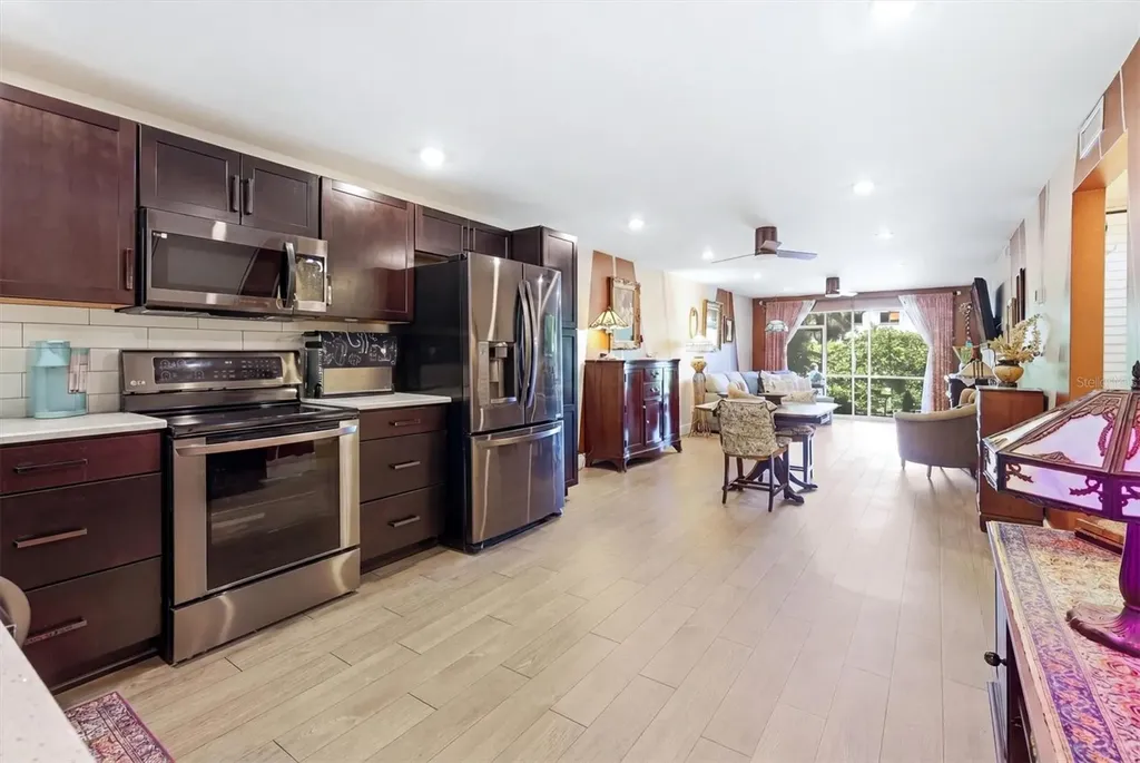 1650 Pine Tree Lane Sarasota FL 34236