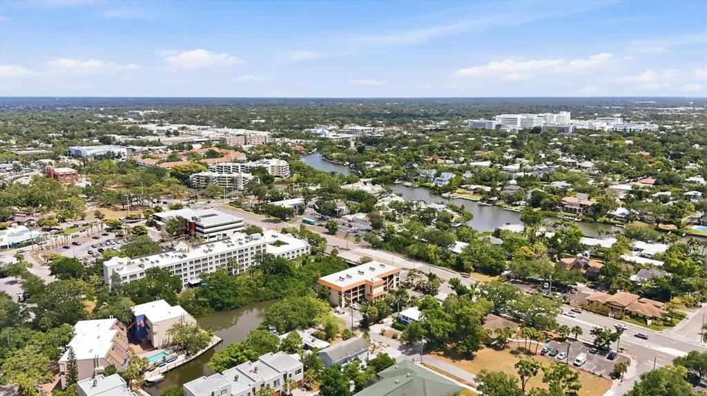 1650 Pine Tree Lane Sarasota FL 34236