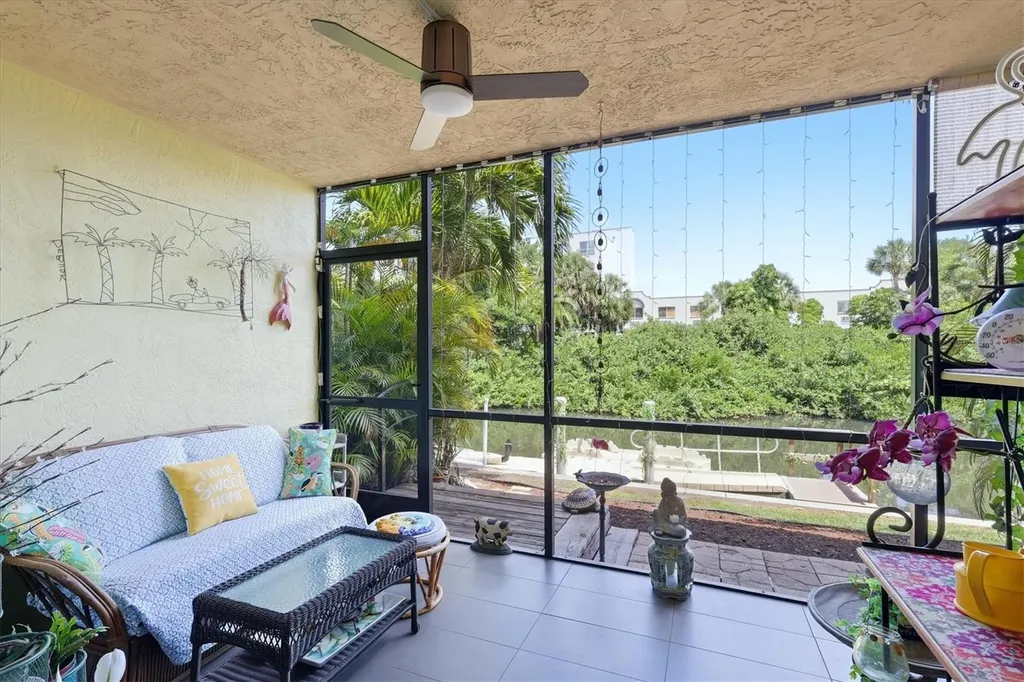 1650 Pine Tree Lane Sarasota FL 34236