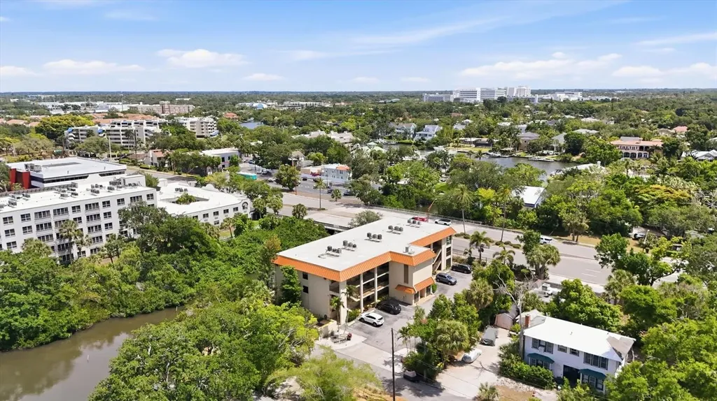 1650 Pine Tree Lane Sarasota FL 34236