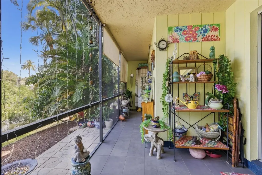 1650 Pine Tree Lane Sarasota FL 34236