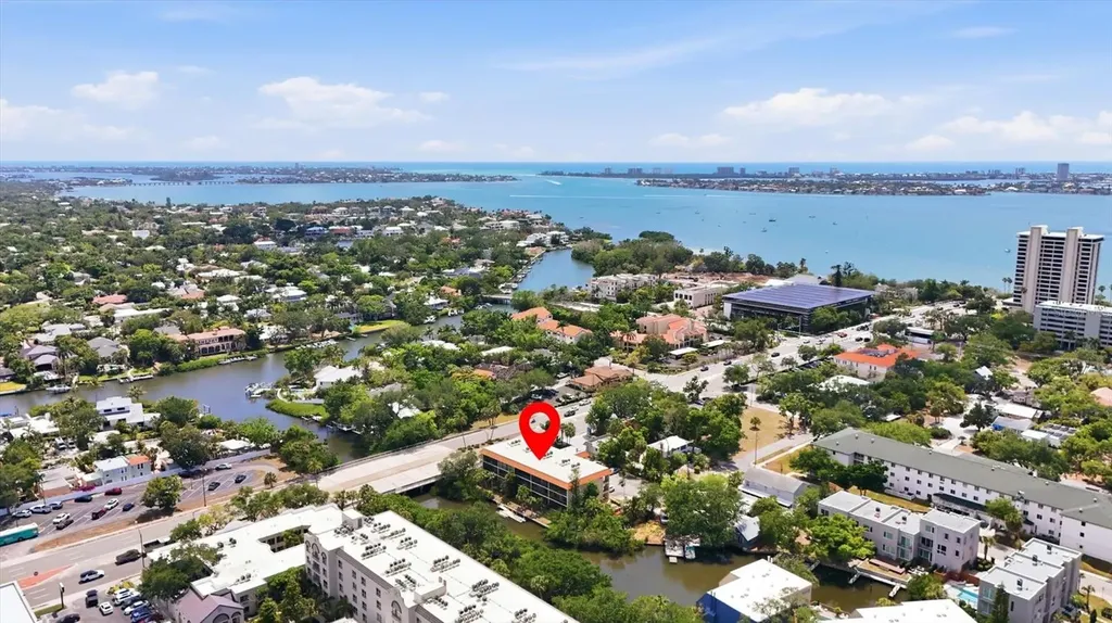 1650 Pine Tree Lane Sarasota FL 34236