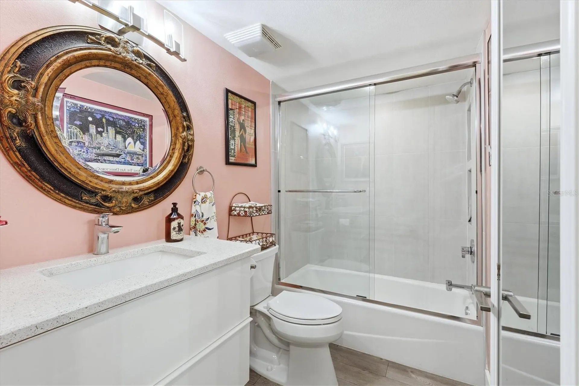 1650 Pine Tree Lane Sarasota FL 34236