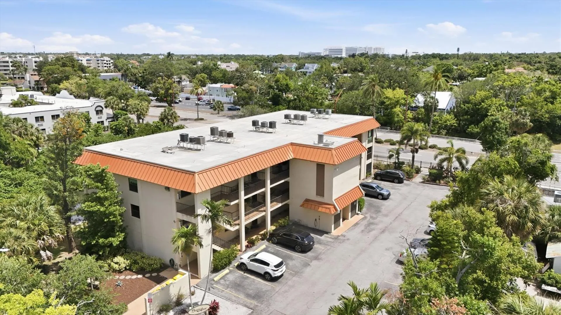 1650 Pine Tree Lane Sarasota FL 34236