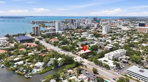 1650 Pine Tree Lane Sarasota FL 34236