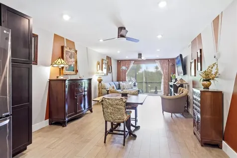 1650 Pine Tree Lane Sarasota FL 34236