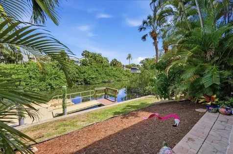 1650 Pine Tree Lane Sarasota FL 34236