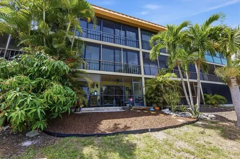 1650 Pine Tree Lane Sarasota FL 34236