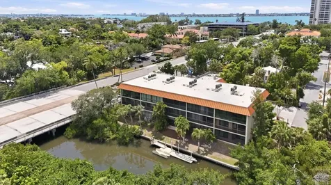 1650 Pine Tree Lane Sarasota FL 34236