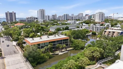 1650 Pine Tree Lane Sarasota FL 34236