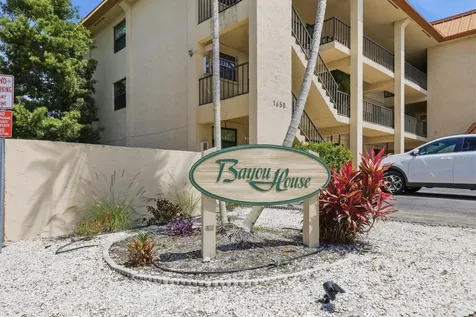 1650 Pine Tree Lane Sarasota FL 34236