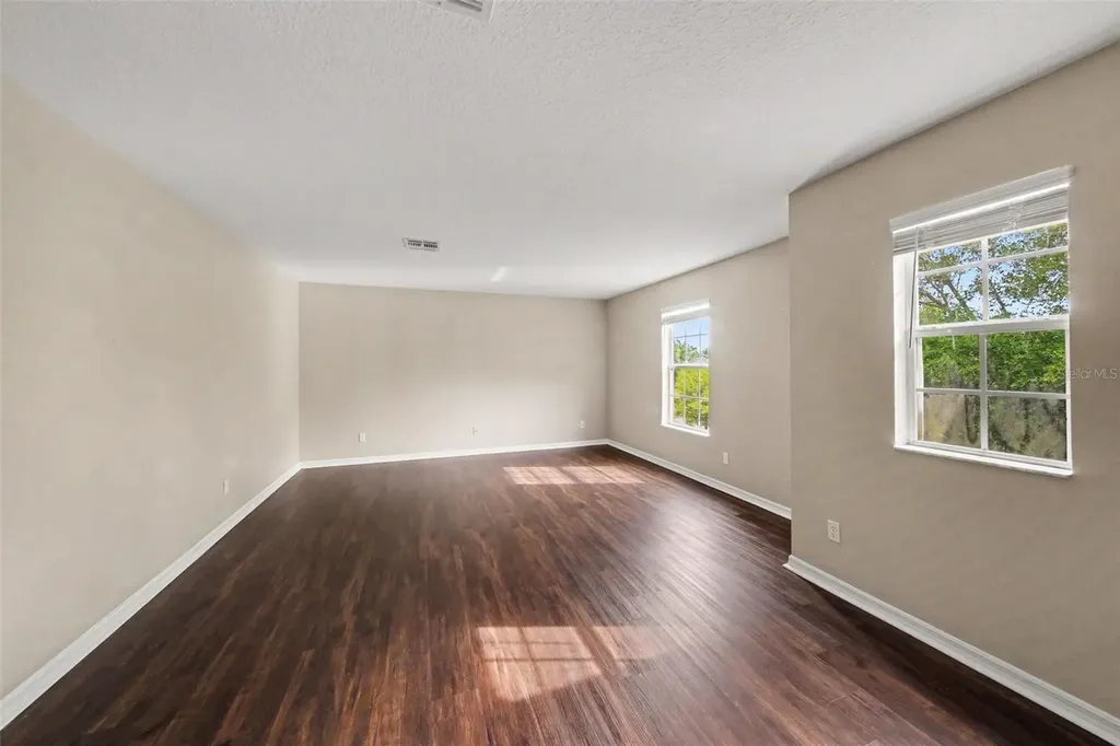 30030 Messara Cove Mount Dora FL 32757