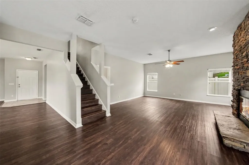 30030 Messara Cove Mount Dora FL 32757