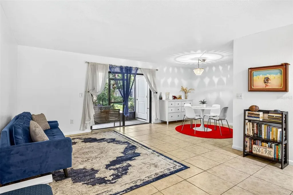 7809 Niagara Avenue Tampa FL 33617