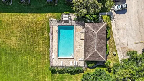7809 Niagara Avenue Tampa FL 33617