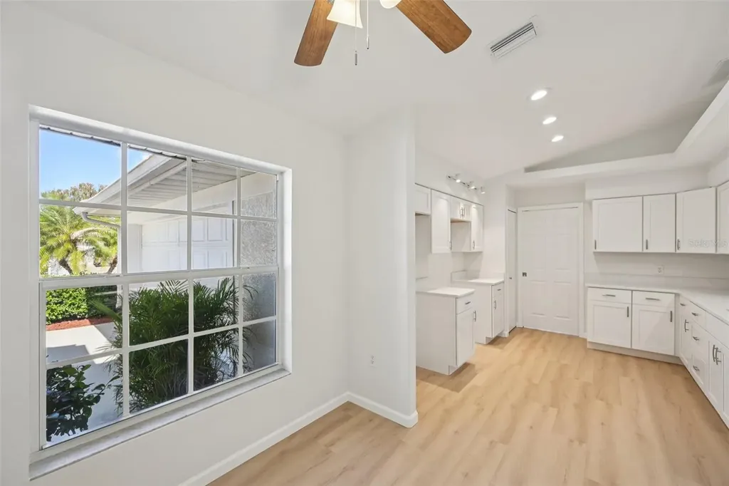 8373 Pondview Lane Englewood FL 34224