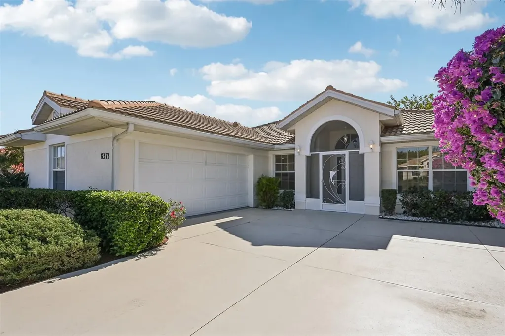 8373 Pondview Lane Englewood FL 34224