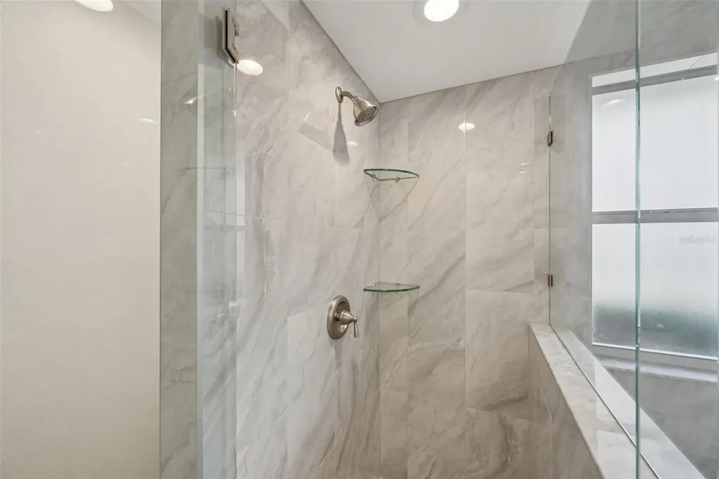 8373 Pondview Lane Englewood FL 34224